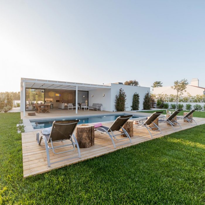 modern-house-with-garden-swimming-pool-and-wooden-NLHMPA2.jpg